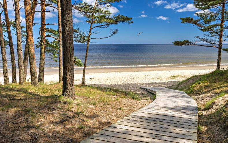Apartamenti Kurshi Jūrkalne Buitenkant foto